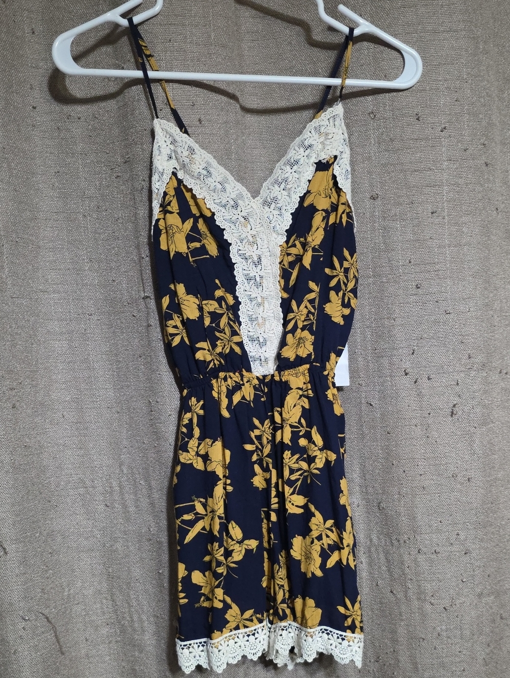 NWT FAVLUX SZ L Navy & Yellow Floral Lace-Trim shorts Romper With Pockets